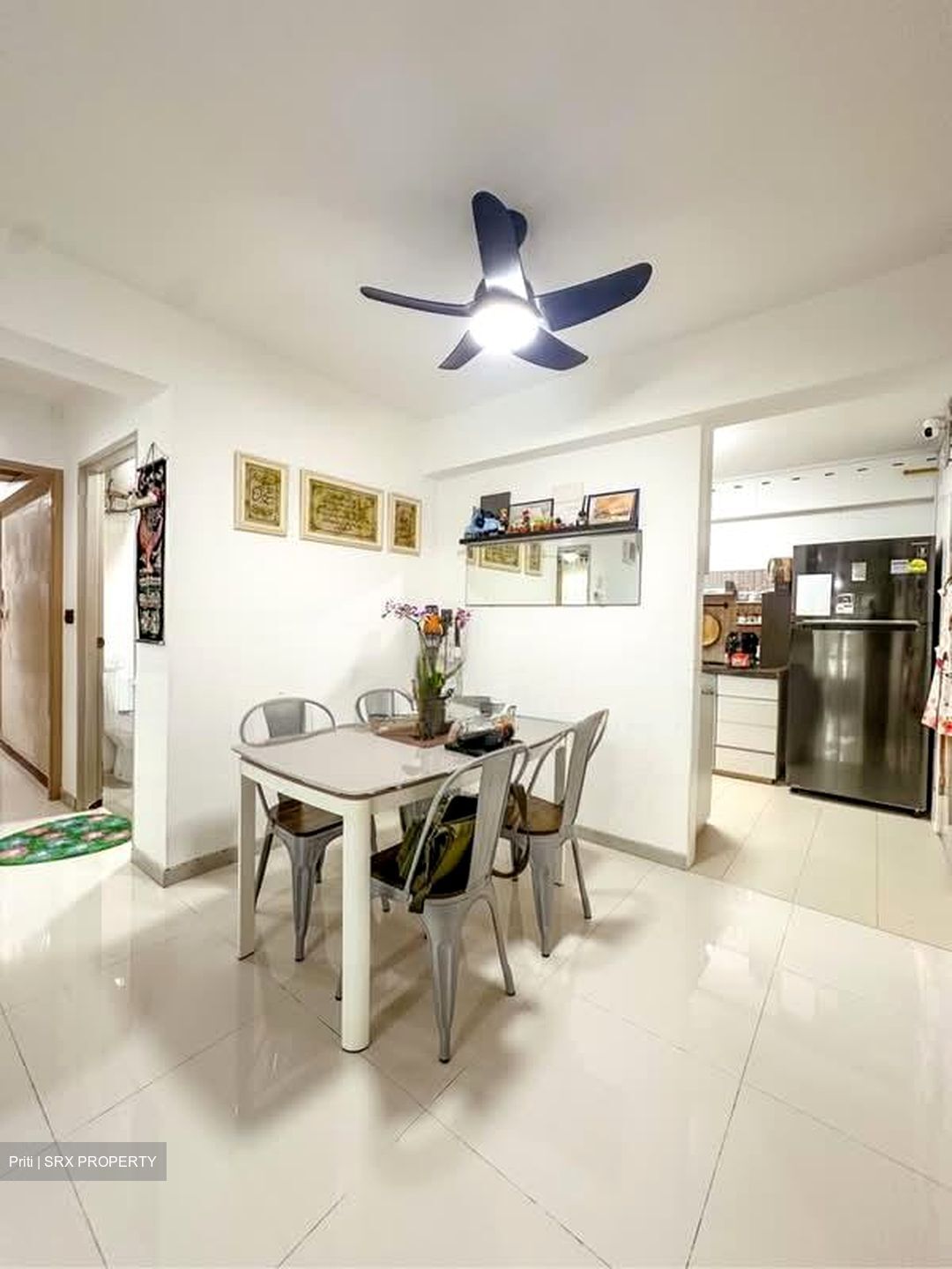 Hougang Avenue 9 (Hougang),  #575279811